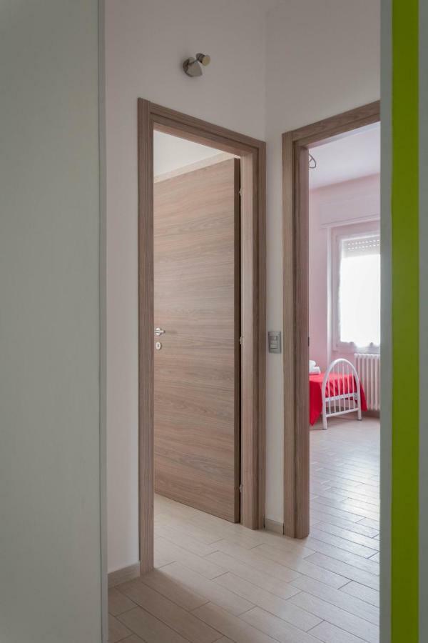 Grossi Apartment Ро Екстериор снимка